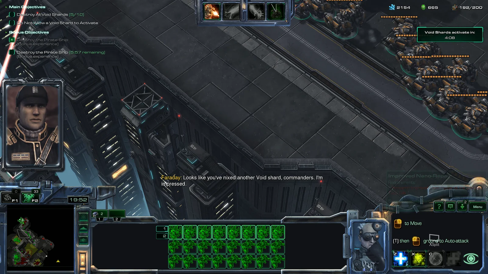 RTS Game: StarCraft II gameplay of a mission dialogue with Faraday and a massive terran army formation