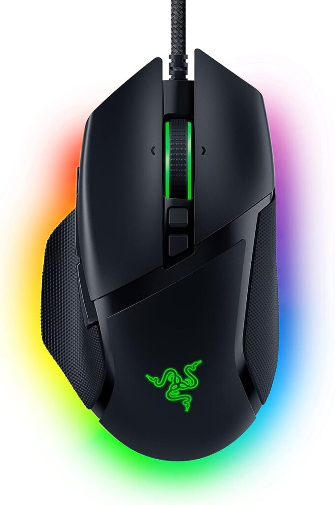 Razer Basilisk V3 – ergonomic gaming mouse with 11 programmable buttons and an adjustable scroll wheel.