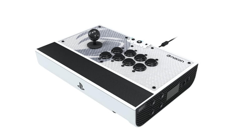 NACON Daija — arcade stick with Sanwa hardware and a flip-open shell for fast modding.