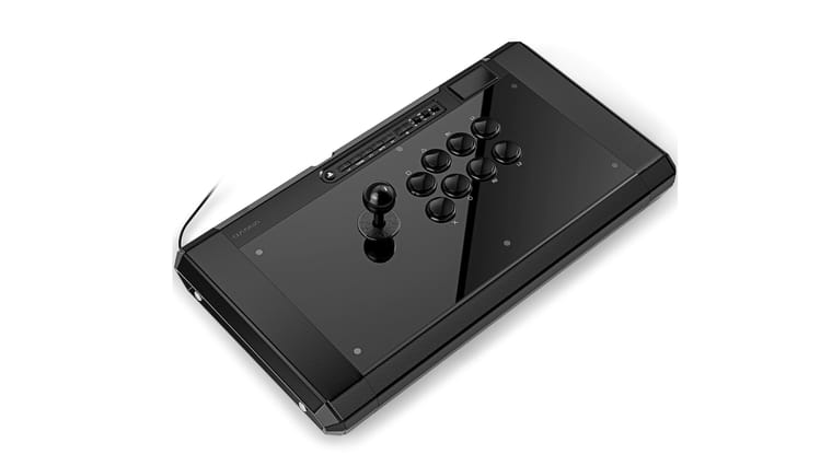 Qanba Q7 Obsidian 2 — fight stick with Sanwa parts, built for PS5, PS4, and PC.
