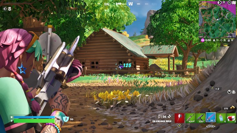 Fortnite - damaging an enemy in the cabin