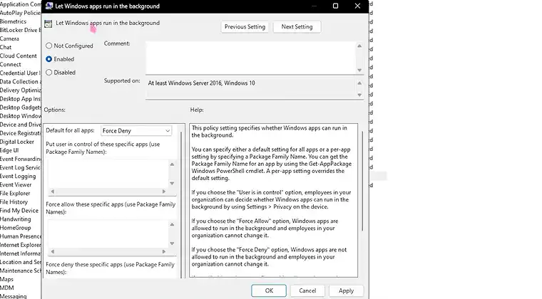 Windows settings page showing background app permissions