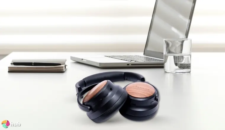 ThinkSound ov202w Studio Headphones on a white office desk in close-up for a review