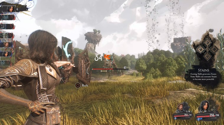 Clair Obscur: Expedition 33 aiming and damaging an enemy from afar.