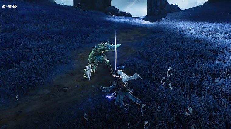 Wuthering Waves attacking an enemy under moonlight.