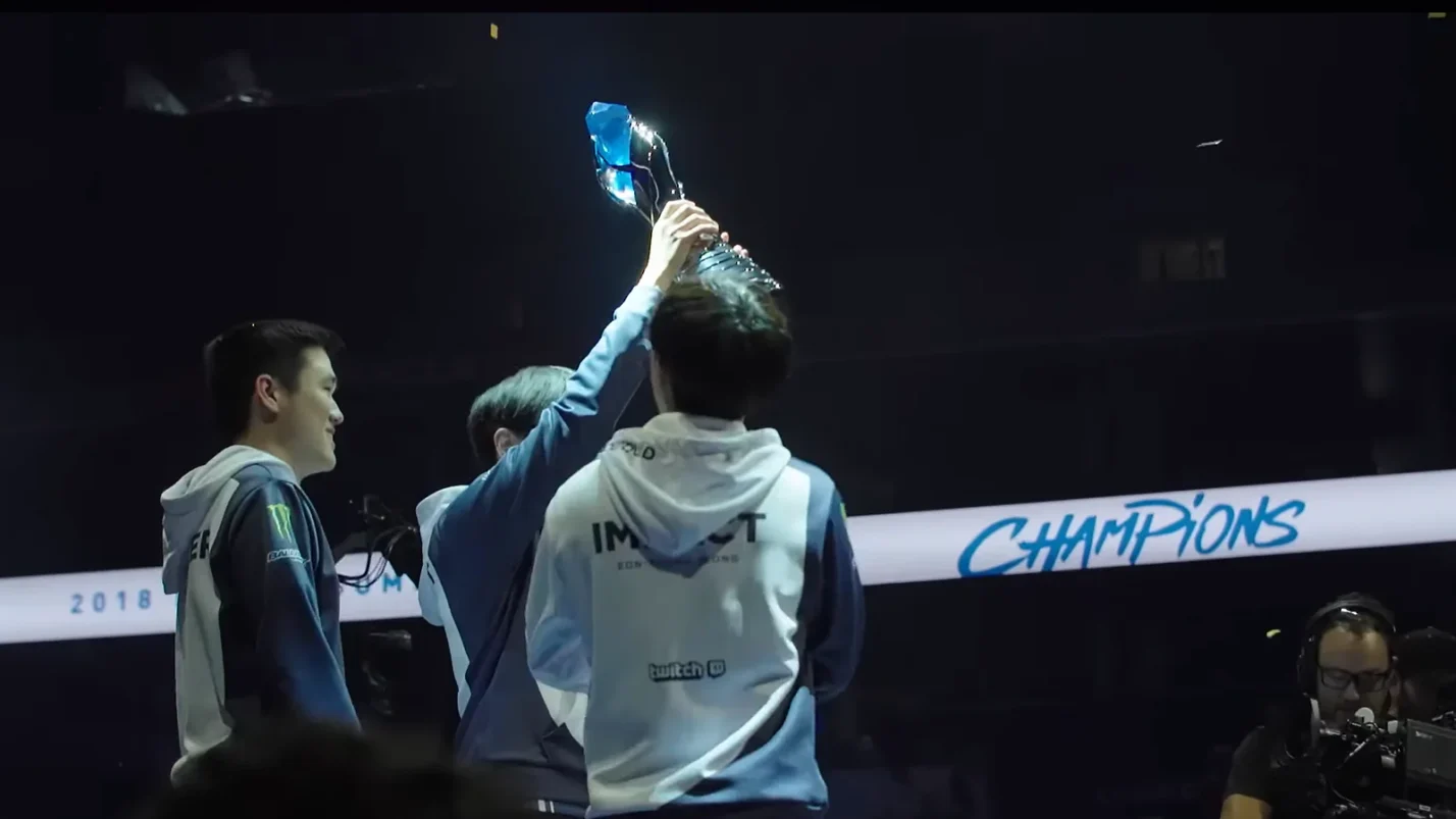 esports tournament prize ceremony or trophy