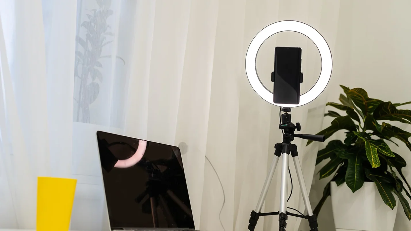 streaming setup - mic, webcam, ring light
