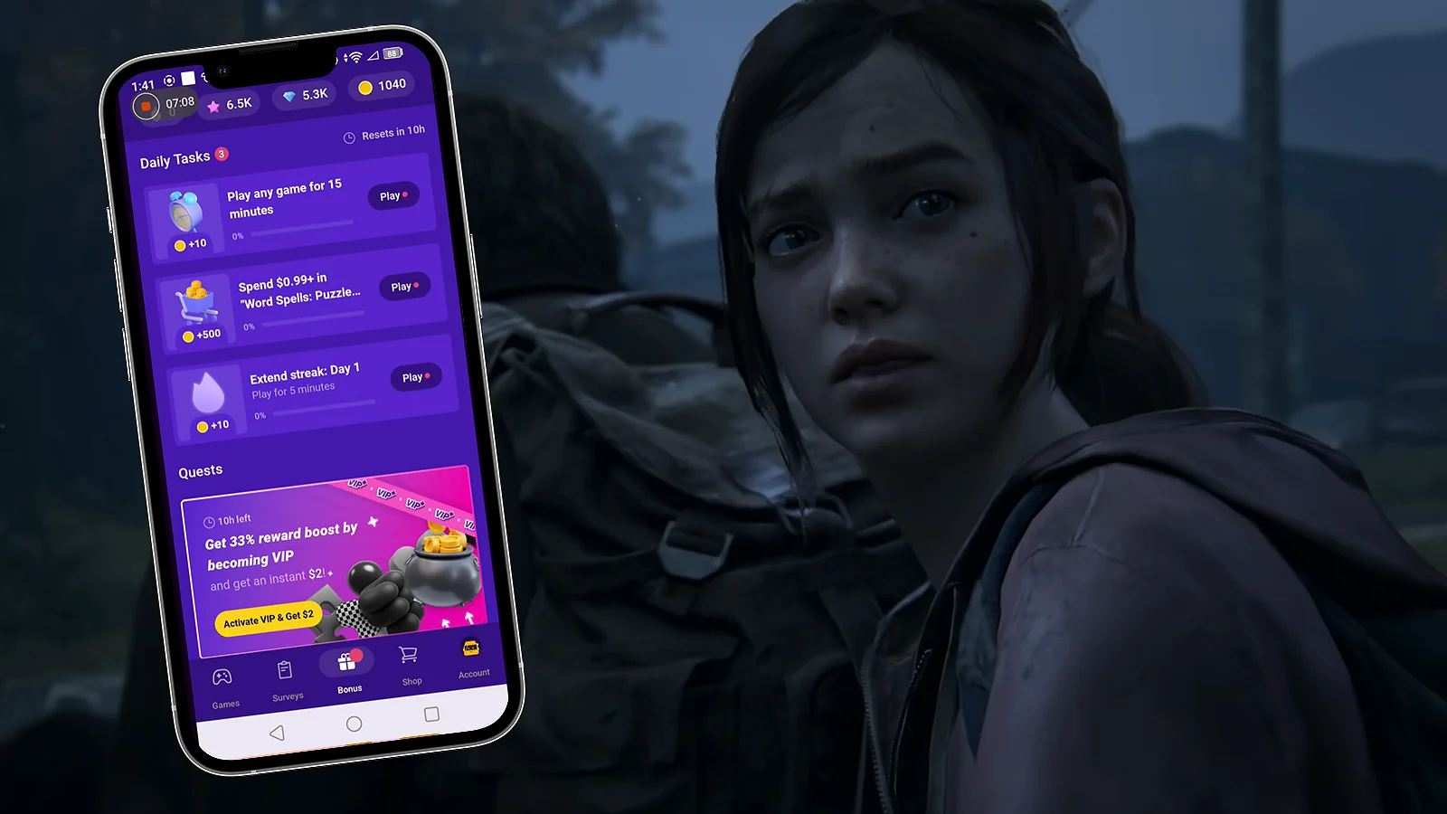 gameplay and snakzy app displaying on the phone