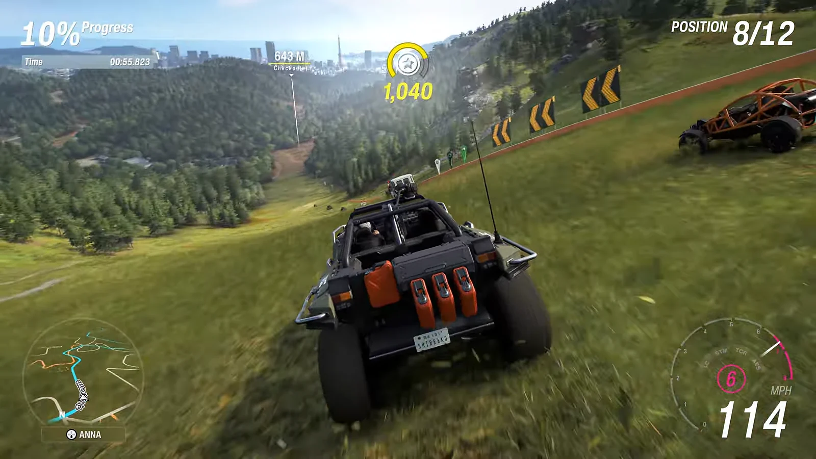 forza-horizon-6-driving-on-a-grass