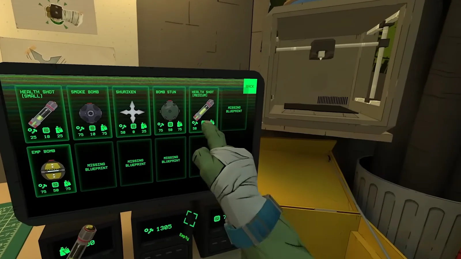 Crafting menu showing blueprints for Health Shots, Smoke Bombs, and Shurikens.