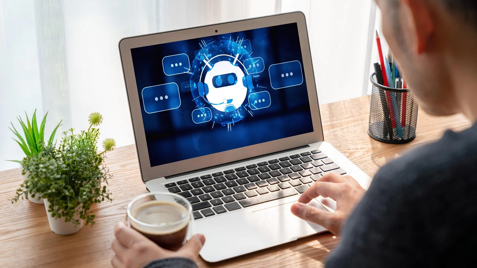 Autónomo que desarrolla un flujo de trabajo de automatización con un chatbot de IA para un cliente