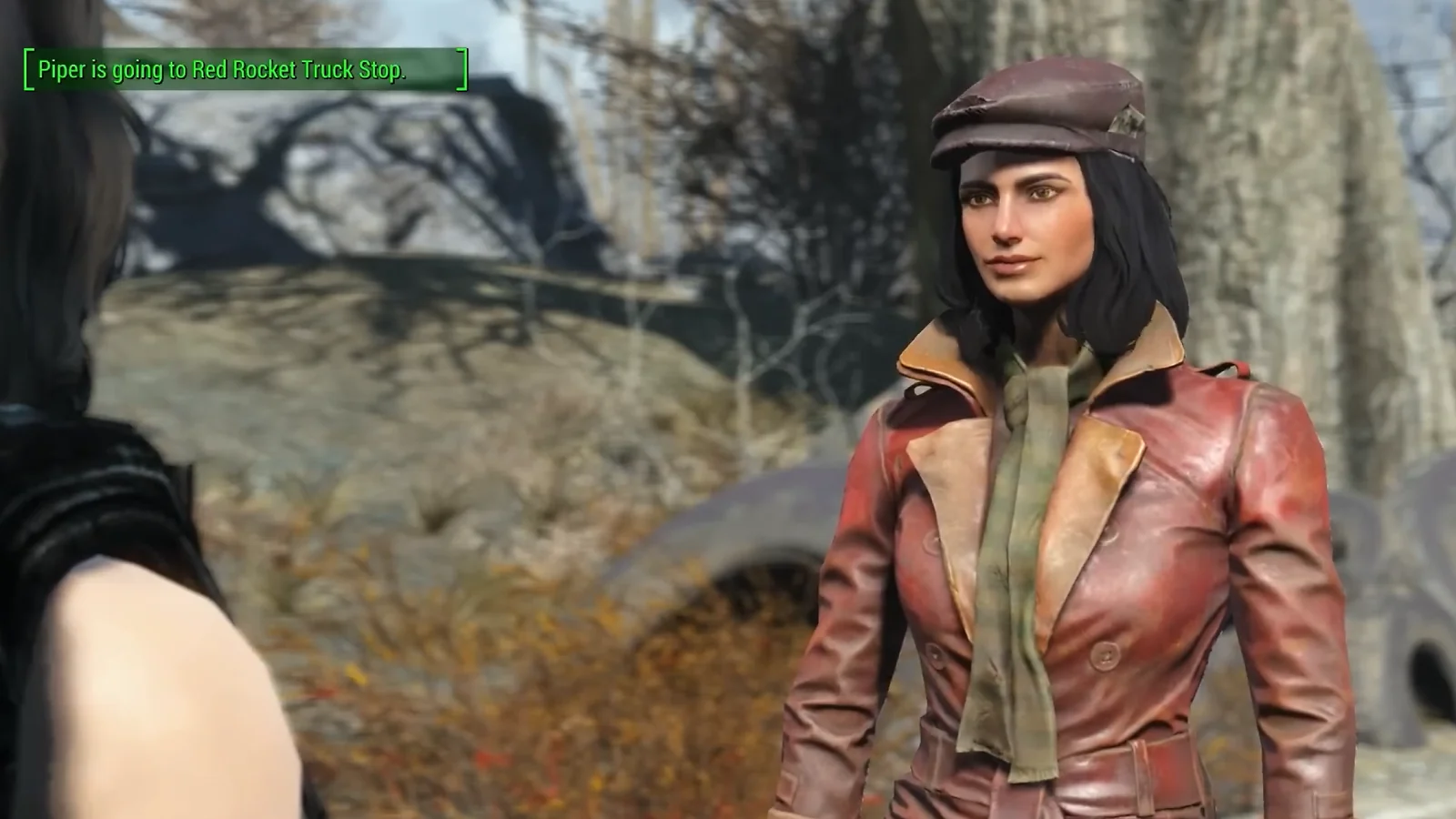 Imagens de jogabilidade do Fallout 4 que mostram uma conversa com uma mulher que usa um casaco vermelho.