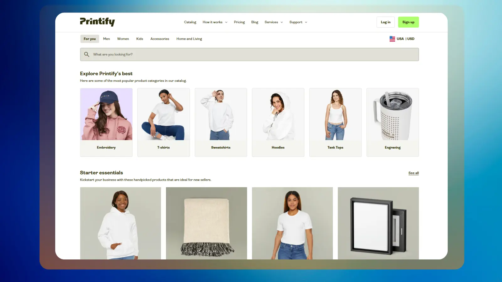 Página web de Printify, donde se muestran productos de impresión bajo demanda y herramientas para crear y vender productos personalizados en línea
