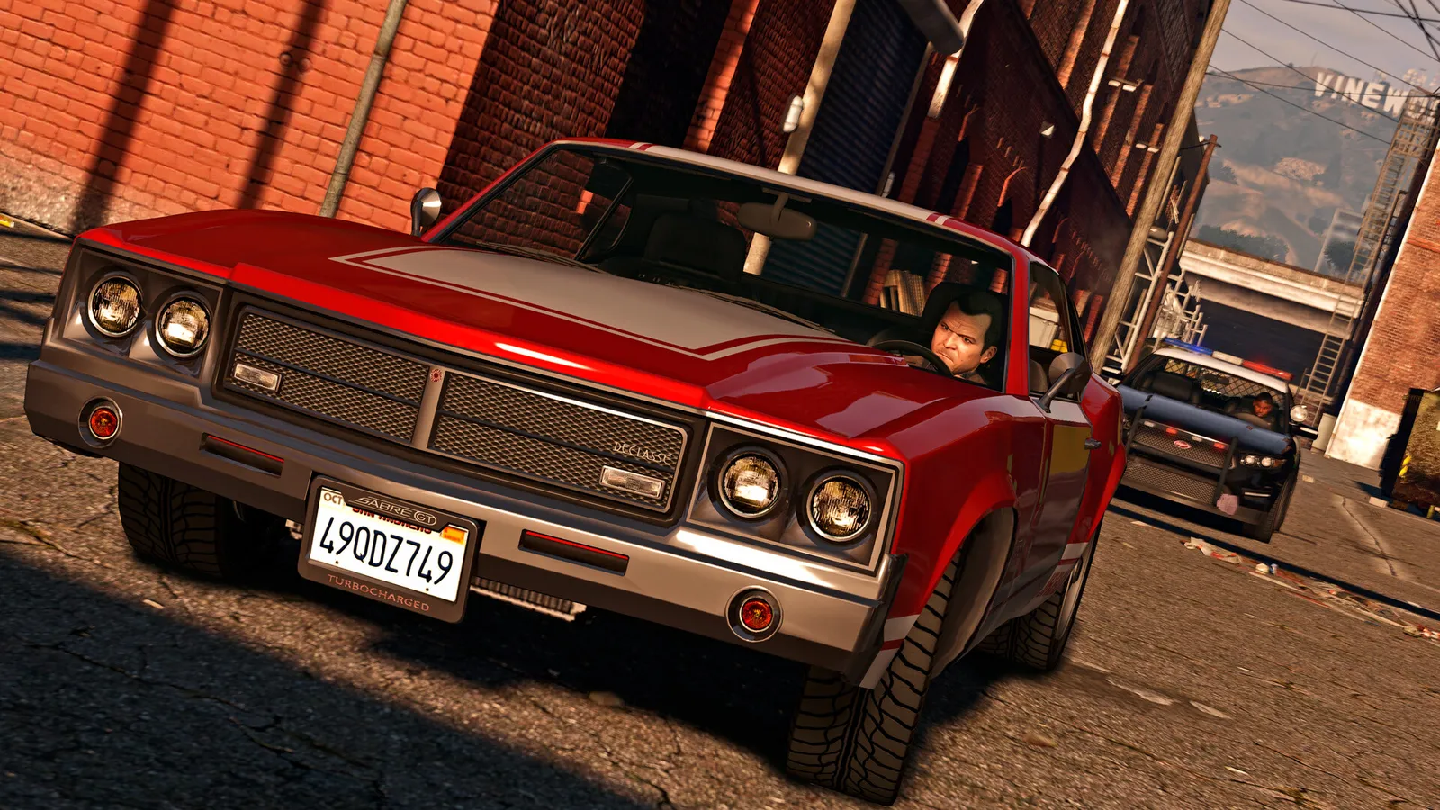 Grand Theft Auto V classic muscle car alley police chase