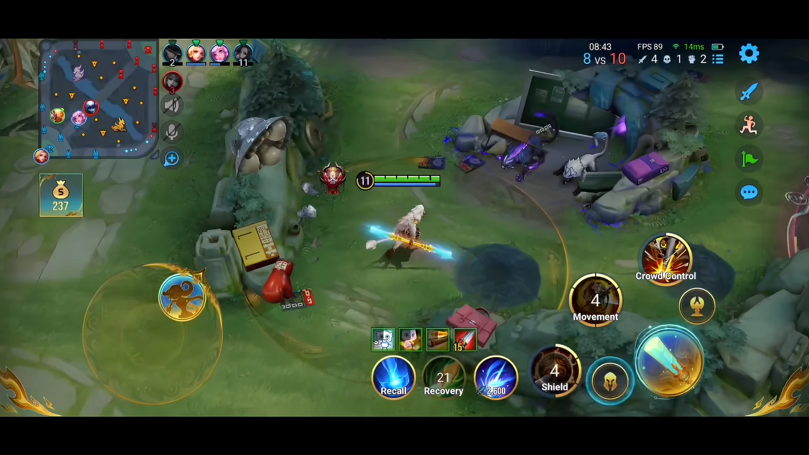 Hero Sun Wukong moving through the jungle area