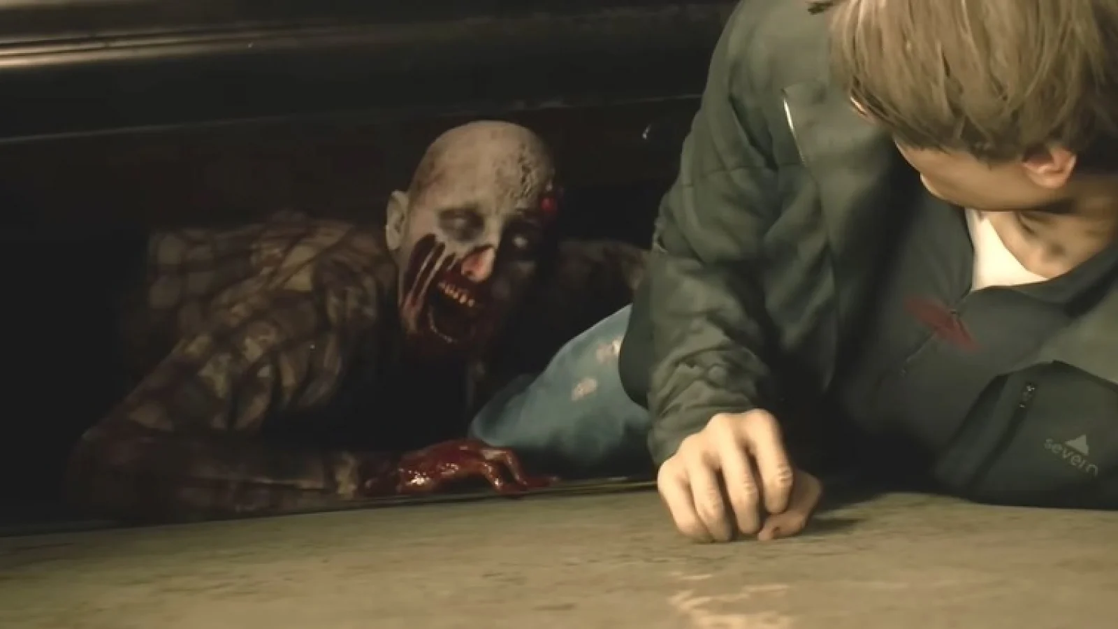 Leon attacked by an enemy
